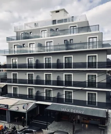 Chroma Fashion Rooms & Apartments