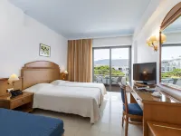 Blue Horizon Hotel Hotels near Clock Tower