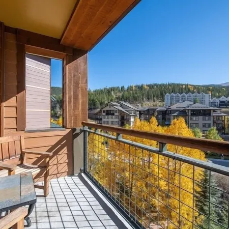 Zephyr Mountain Lodge Select-Rated 2510