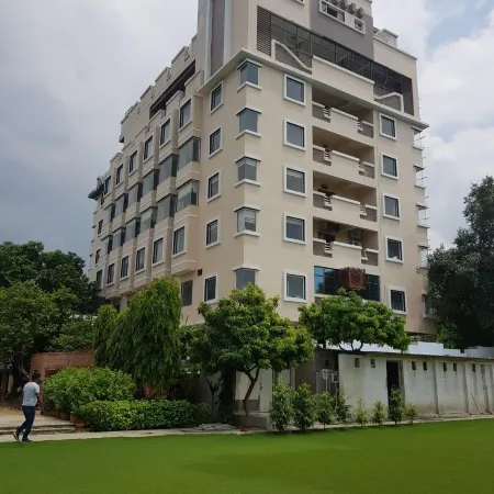 The Pinnacle Inn Sarnath