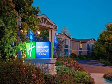 Holiday Inn Express & Suites Carpinteria