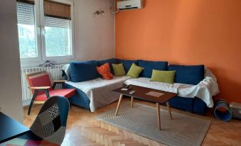 Stunning Color 1-Bed Apartment in Skopje