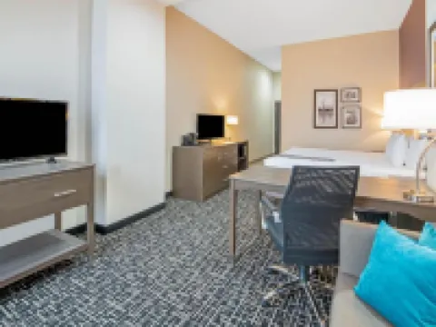 La Quinta Inn & Suites by Wyndham Weatherford OK Hoteles en Condado de Custer