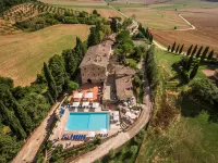 Borgo Il Poggiaccio Residence - Pool