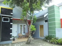 Borobudur Village Inn Hoteller i Wringinputih
