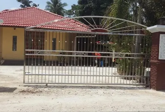 努爾艾努爾旅館