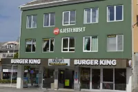 Gjestehuset Kristiansund Các khách sạn gần Innlandet