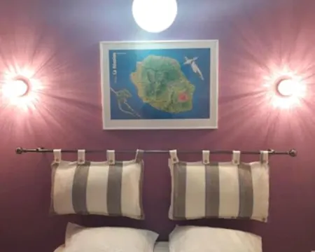 Hôtel du Centre Hotels in Saint-Denis