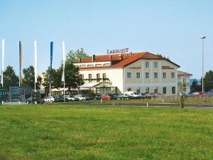 Landzeit Motor-Hotel St. Valentin