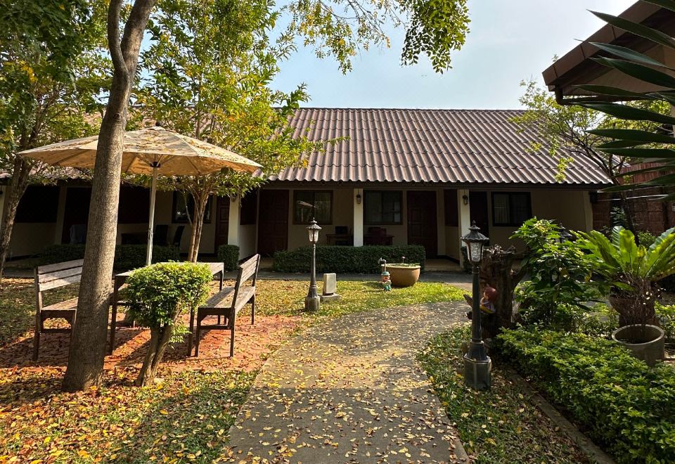 더 나인 베드 앤 레스토랑