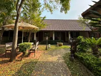 The Nine Bed & Restaurant