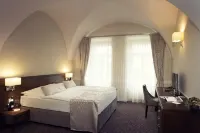Hotel Ambassador Hotels in 