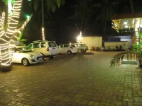 Hotel Sea Rock Villa - parking