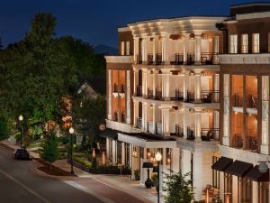 The Harpeth Franklin Downtown, Curio Collection by Hilton