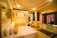 Pharadhevi Hotels in Ban Dung