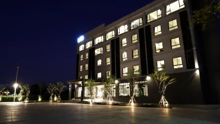 Bliq Hotel Chanthaburi