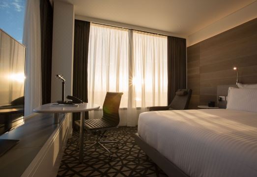 3. 풀먼 시드니 에..