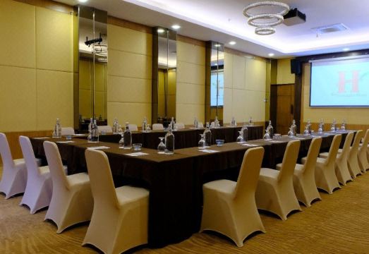 2. 헤망기니 호텔 ..