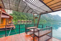Panvaree Resort Hotel di Ban Ta Khun