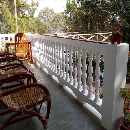 Hillock Villa