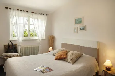 Logis Hôtel Restaurant le Vieux Fusil Hotels near Presbytère de Contres