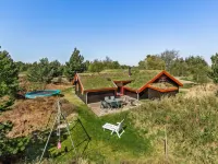 "Niyazi" - 3.1km from the Sea Hotels in Romo