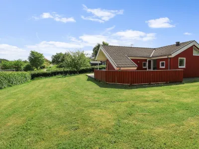 "Kukka" - 600m from the Sea Hotels near Femmøller Strand