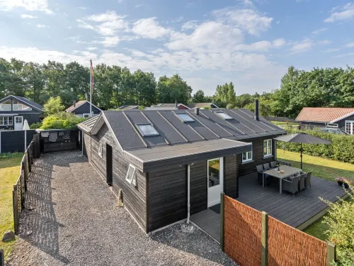 "Kamilla" - 200m from the Sea Hotels in Nyborg