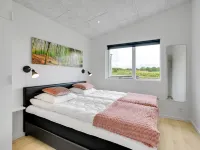 "Constantin" - 500m from the Sea Hotels in Sjolund