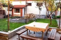 Luxury Apartment in the Mountain Hotels near Парк "Разлог"