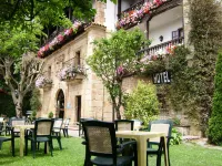 Hotel Museo Los Infantes Hotels near Cave of Altamira