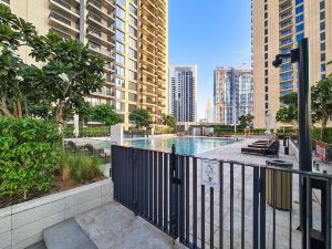 Fancy Apartment with Mesmerizing Canal Views