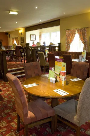 Premier Inn Hull West Отели рядом с достопримечательностью «The Humber Bridge»