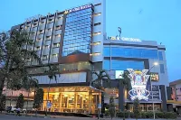 M One Hotel