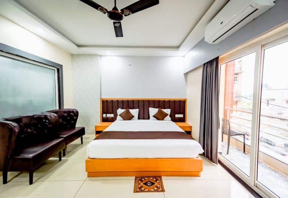 Hotel Gujrat, Puri (Prices & Reviews 2024)