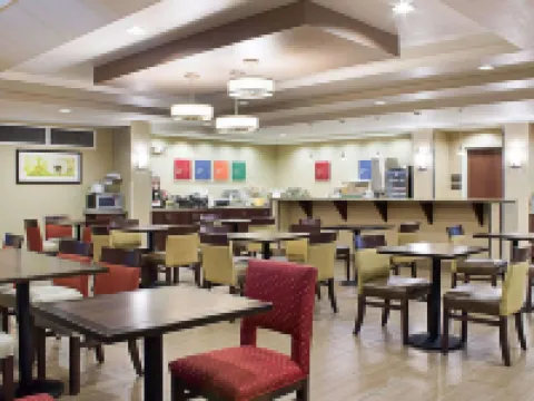 Comfort Suites Hotels in Minot