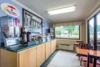 Super 8 by Wyndham Gadsden Al - breakfast
