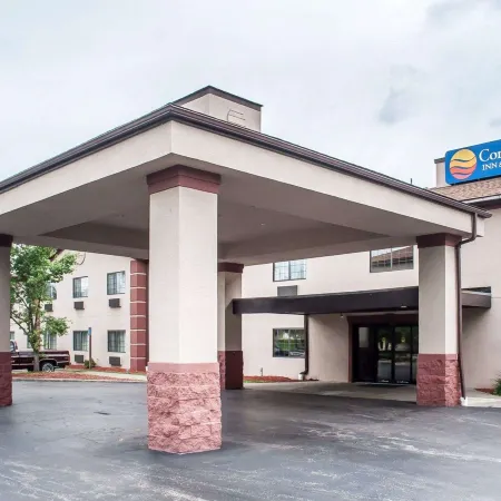 Comfort Inn & Suites Hamburg - Buffalo South