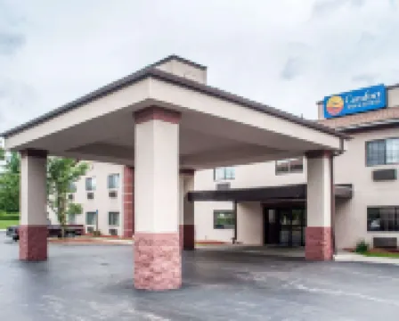 Comfort Inn & Suites Hamburg - Buffalo South