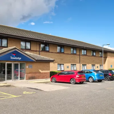 Travelodge Peterborough Eye Green All Saints周辺のホテル