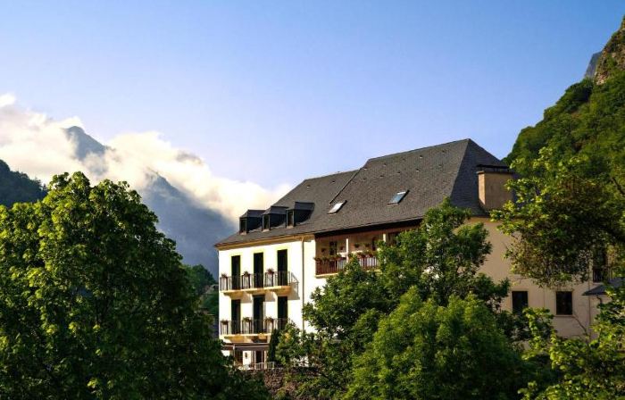 La Brèche de Roland • Hôtel Restaurant • Gavarnie Gèdre