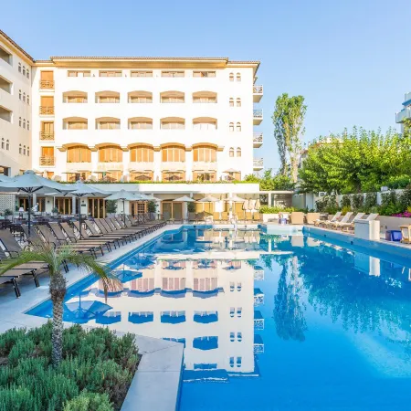 Theartemis Palace