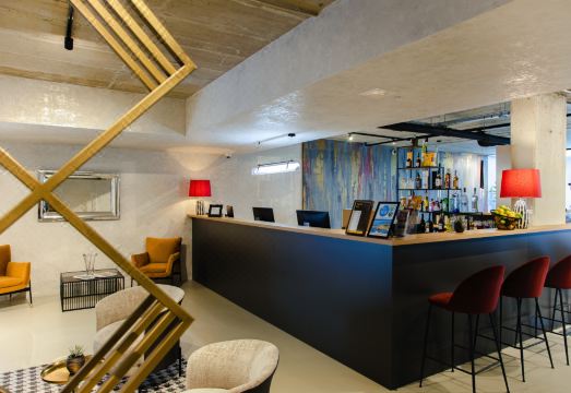 5. 엠버린 스위트 ..