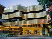 J4 Hotels Legian Hotels near Ground Zero Monument