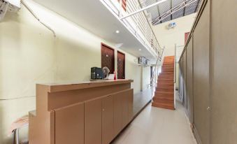 RedDoorz @ Pantai Pelabuhan Ratu 2 - Housity