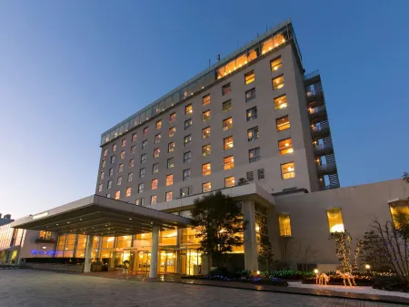 Gifu Grand Hotel Отели рядом со станцией JR Unuma station