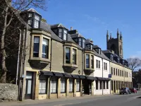 Pentland Hotel Hotels near Y Not Bar & Grill