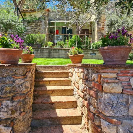 La Terrazza, Historic Tuscan Stone Residence with Garden and Terrace in Cetona