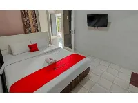 RedDoorz near Alun Alun Batu 2 - Bintang 1