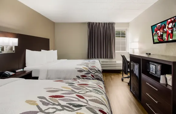 新斯坦頓紅屋頂酒店